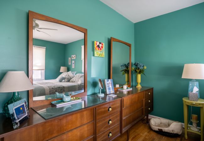 House in South Haven - Welcome to Anchors Away House in South Haven - Welcome to Anchors Away