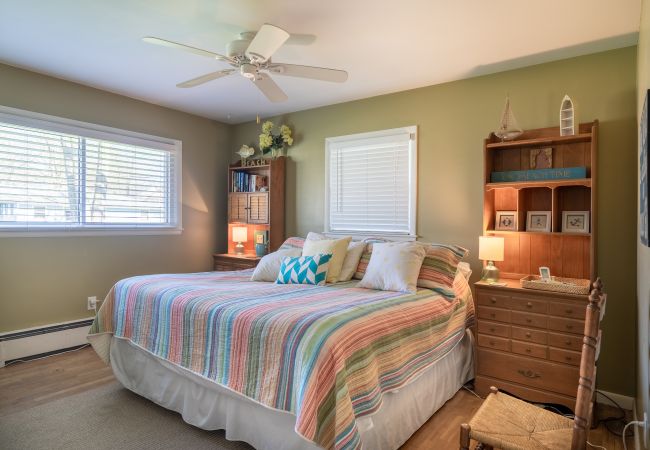 House in South Haven - Welcome to Anchors Away House in South Haven - Welcome to Anchors Away