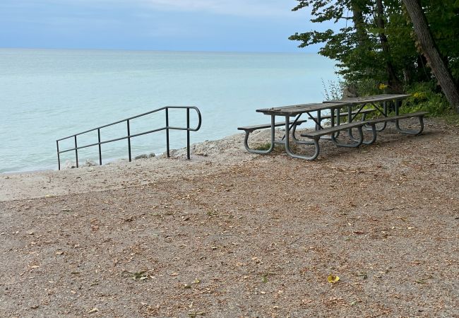 House in South Haven - Welcome to Camp Lilly House in South Haven - Welcome to Camp Lilly