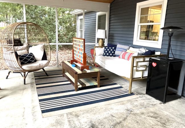 House in South Haven - Welcome to Camp Lilly House in South Haven - Welcome to Camp Lilly