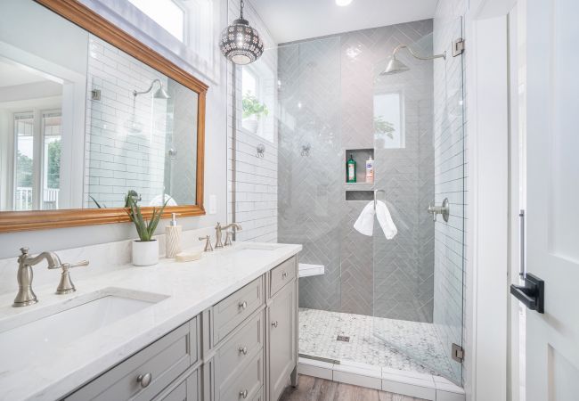 House in South Haven - Welcome to Simpli Soha House in South Haven - Welcome to Simpli Soha