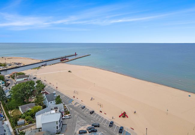 House in South Haven - Welcome to Simpli Soha House in South Haven - Welcome to Simpli Soha