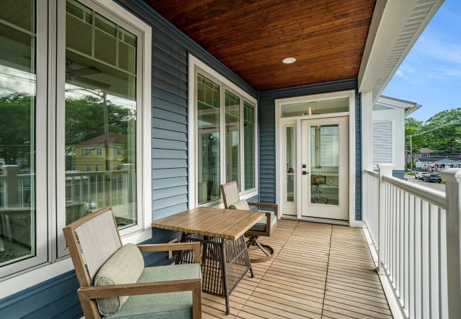 House in South Haven - Welcome to Simpli Soha House in South Haven - Welcome to Simpli Soha