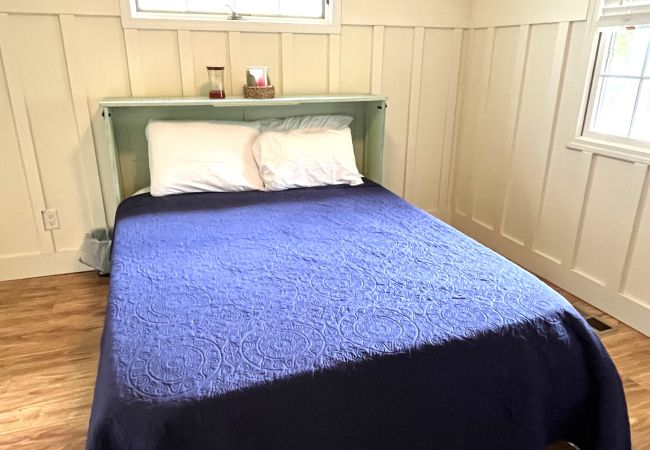 House in South Haven - Endless Sunsets Main House House in South Haven - Endless Sunsets Main House