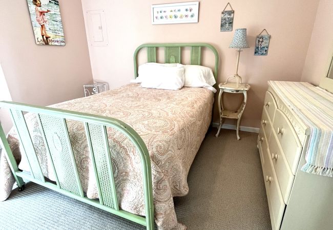 Cabin in South Haven - Endless Sunsets Cabin 3  Cabin in South Haven - Endless Sunsets Cabin 3