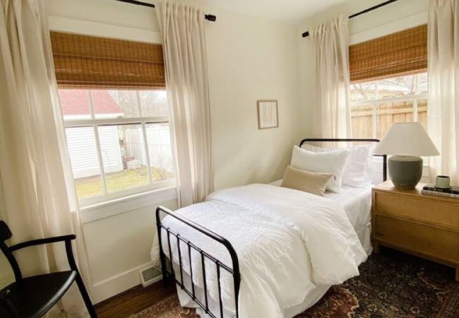 Cabin in South Haven - The Avery 12 on North Shore Cabin in South Haven - The Avery 12 on North Shore