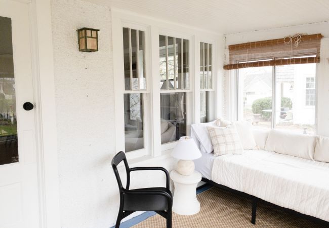 Cabin in South Haven - The Brockway 06 on North Shore Cabin in South Haven - The Brockway 06 on North Shore