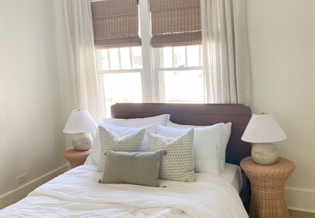 Cabin in South Haven - The Brockway 06 on North Shore Cabin in South Haven - The Brockway 06 on North Shore