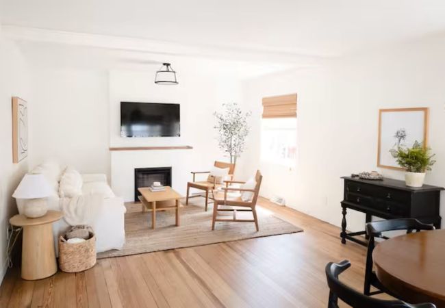 Cabin in South Haven - The Packard 10 on North Shore Cabin in South Haven - The Packard 10 on North Shore