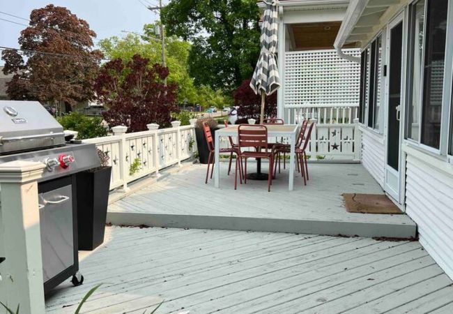 Cabin in South Haven - The Packard 10 on North Shore Cabin in South Haven - The Packard 10 on North Shore